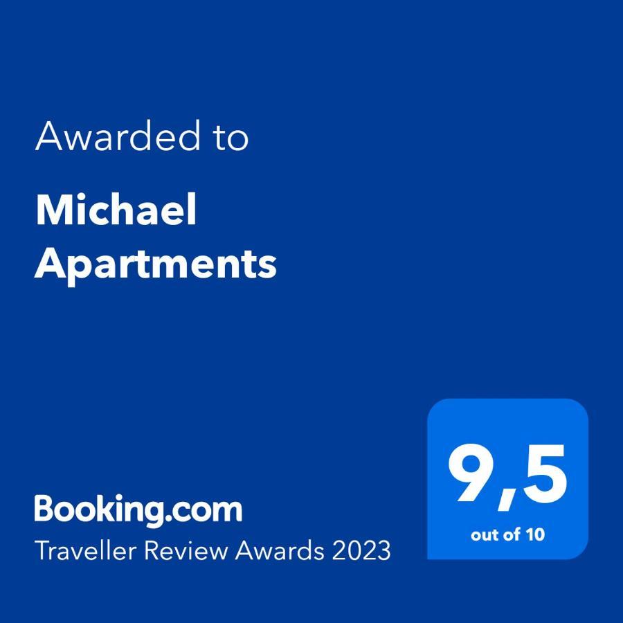 Michael Apartments Agia Marina Esterno foto